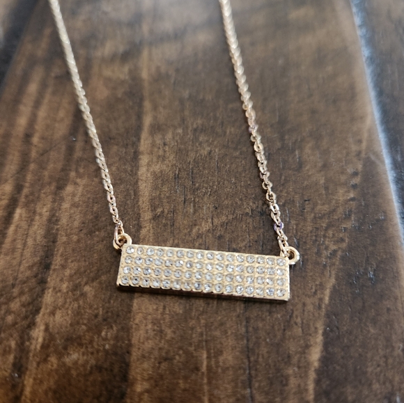 Necklace - Picture 2 of 4